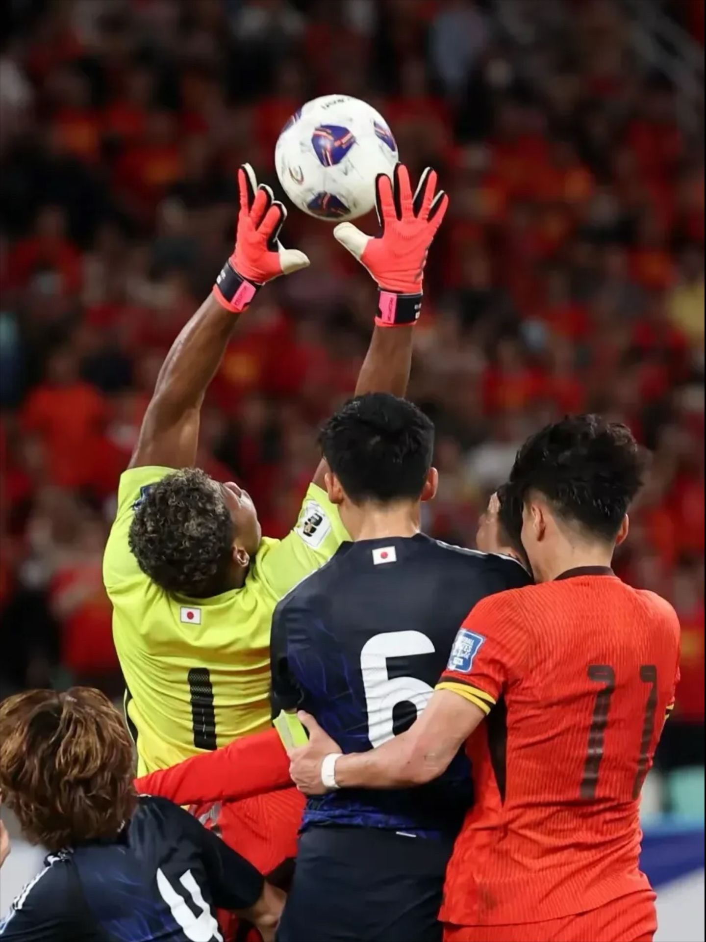 爱游戏官网-关于中国足球队备战全面铺开，士气高昂备受期待的信息